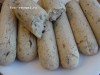 Хлебные палочки с пряностями и паприкой