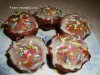 Шоколадные кексы с клюквой