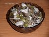 Легкий салат с соленым огурцом и филе курицы