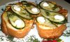 Бутерброды с яйцом и беконом