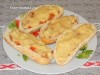 Горячие бутерброды с сосисками и помидорами