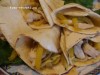 Кукурузные тортильи с вкусной начинкой из куриного филе