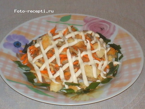 Салат с языка моркови и сухариков5.JPG
