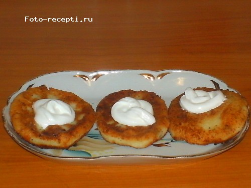 Сырники с маком и изюмом5.JPG