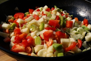 Calabacines rellenos de pollo y verduras