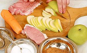 Рецепт приготовления свинины с яблоками