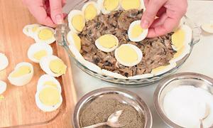 Рецепт приготовления грибов с яйцами и сыром