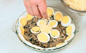 Рецепт приготовления грибов с яйцами и сыром