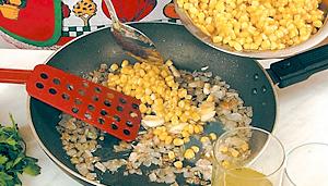 Рецепт приготовления жареной кукурузы со сладким перцем