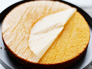 Мандариновый пирог с миндалем 